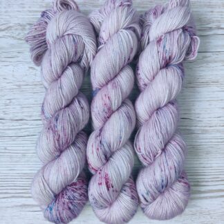 Sering | silky